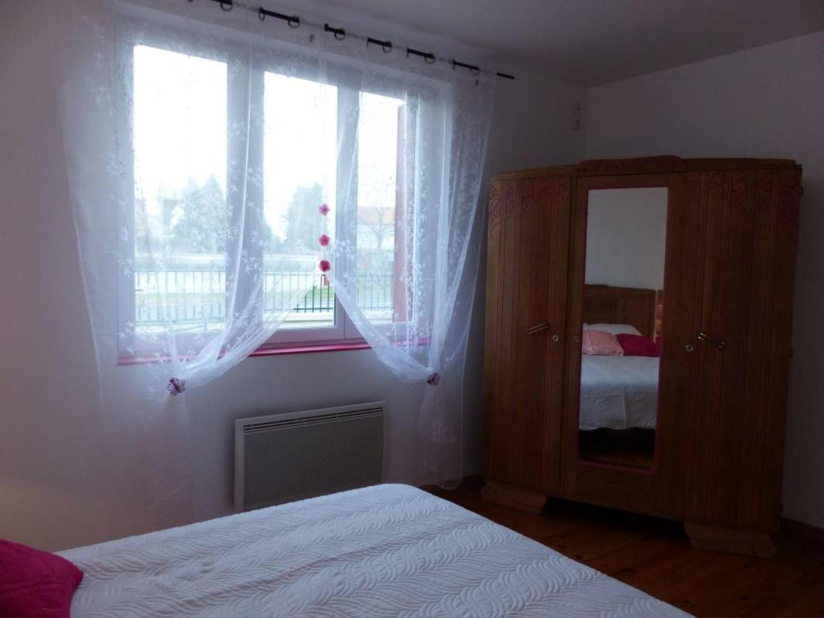 Gîte Pôëzat, 4 pièces, 6 personnes - FR-1-489-37 Poezat Exterior foto